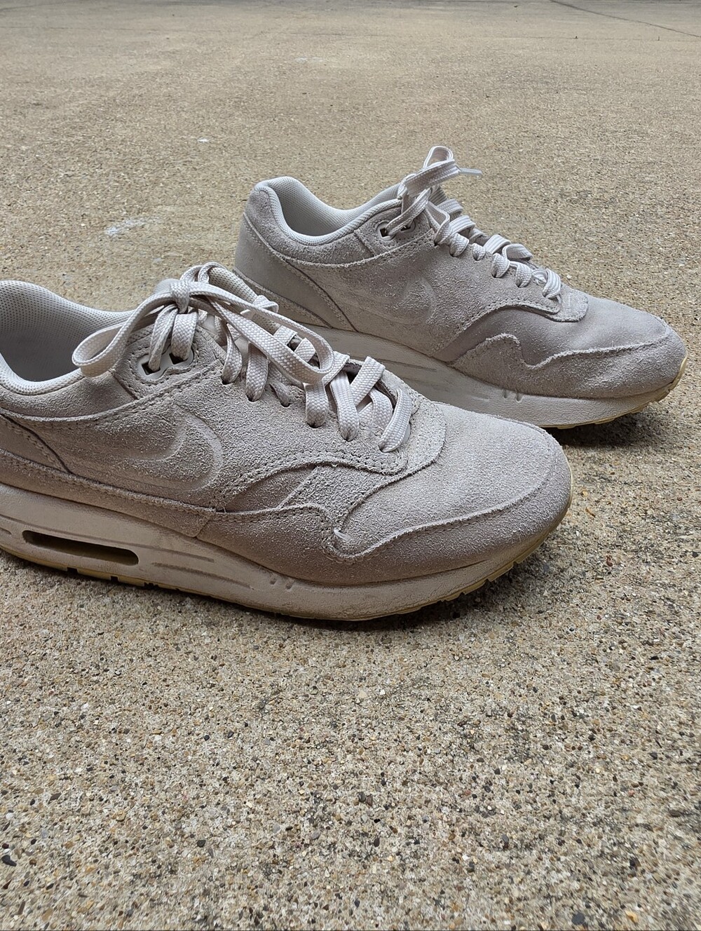 Nike Air Max 1 Premium Suede Oatmeal Beige Women's Size 7 Sneakers Shoes